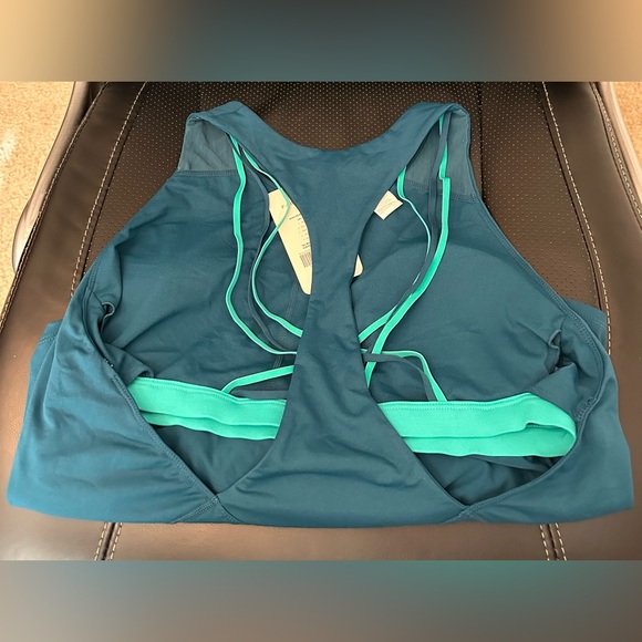 NWT Fabletics Kessler Built In Bra Tank Sz XXL Teal Aqua Strappy Pilates Yoga - Picture 2 of 3
